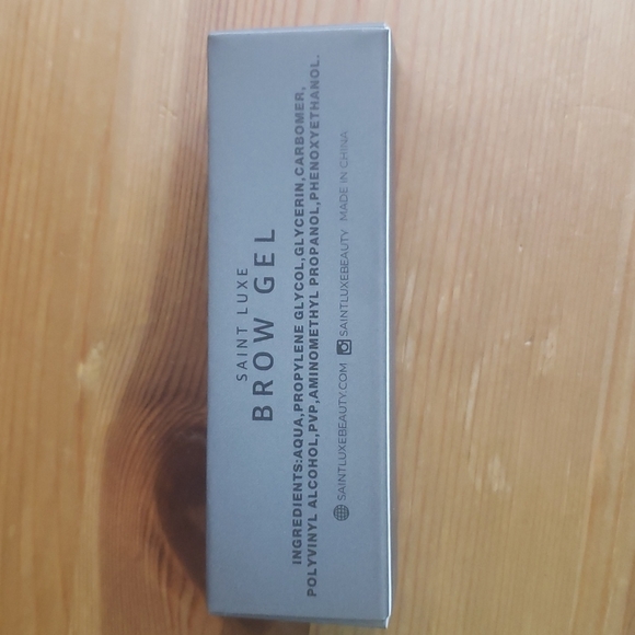 Brand new unopened Saint Luxe Clear Brow Gel - Picture 2 of 2